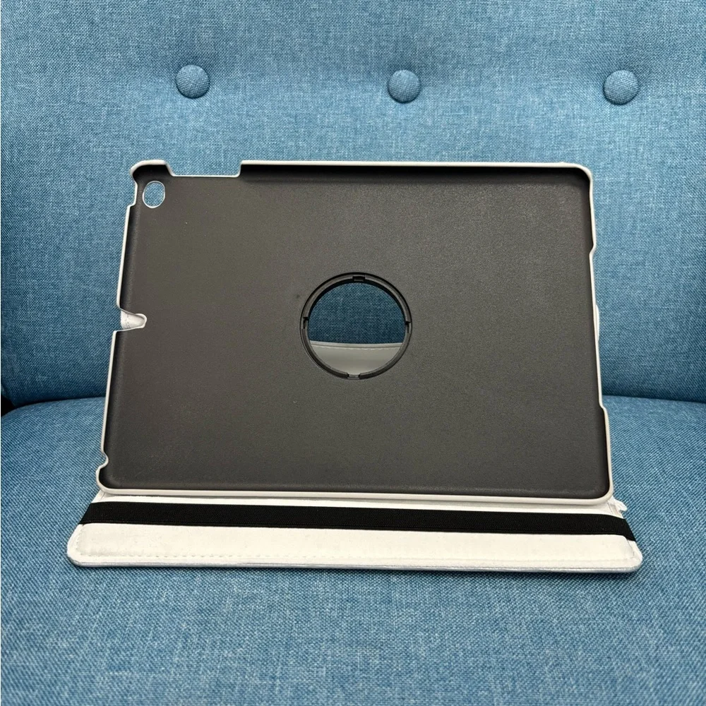 Tablet 360° Rotating Folio Case - Silver for IPAD 5 or 6 (9.7 inch stand)
